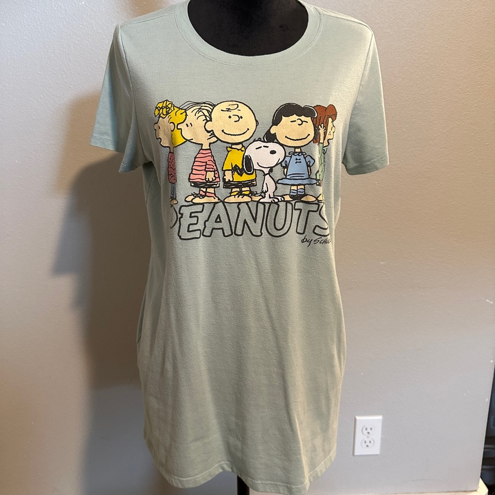 Torrid Peanuts Graphic Tee – Size 00 (L/XL) – Light Blue (GB2)